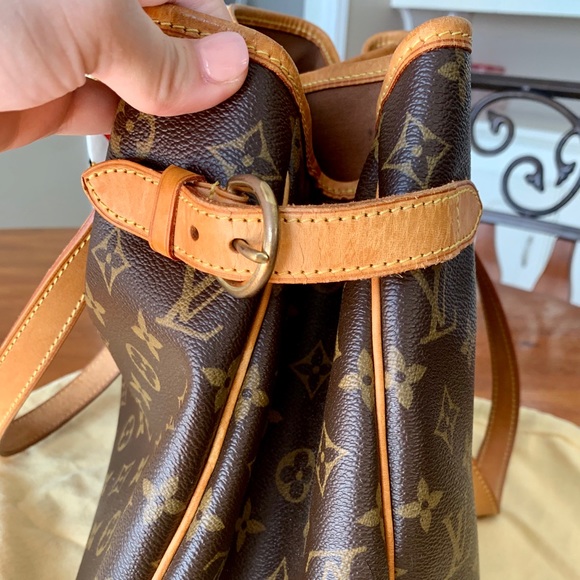 ‼️SOLD‼️Louis Vuitton Batignolles - Picture 5 of 8